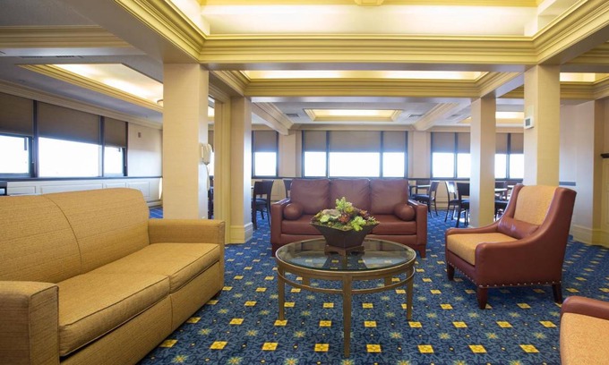 Downtown Hotel | 55 m² Hotel ∙ 127 guests
