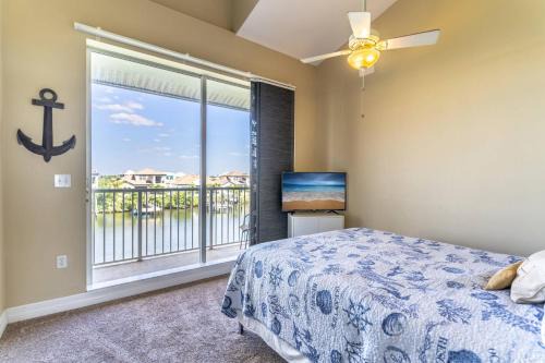 Ruskin House | 577 Little Harbor