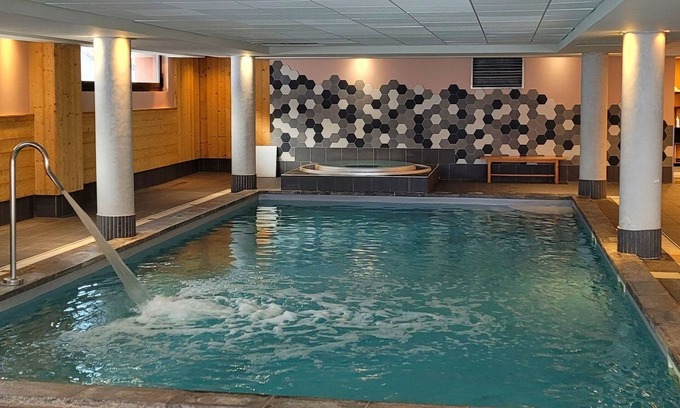 Risoul Apartment | 59 m² apartment in a 4-star residence with swimming pool and sauna