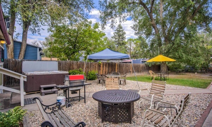 Central Colorado Springs House | 5BR Charm|Hot Tub & Fire Pit|Downtown