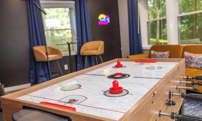 Starmount House | 5BR, Pet Friendly, Game Rm, Quail Hollow Hideaway