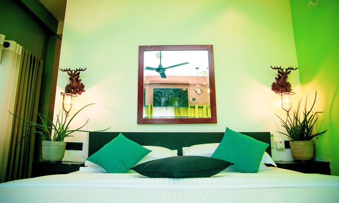 Dadugama Hotel | 5km away from Katunayka Airport Expressway! with Amazing Lagoon Food
