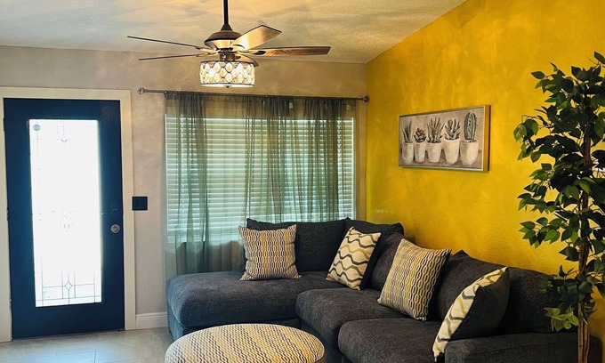Orlovista House | 6-bedroom 3bath "Clue" Themed home near parks