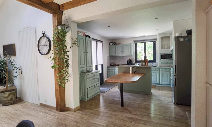 Tillieres House | 6 bedroom house near puy du fou