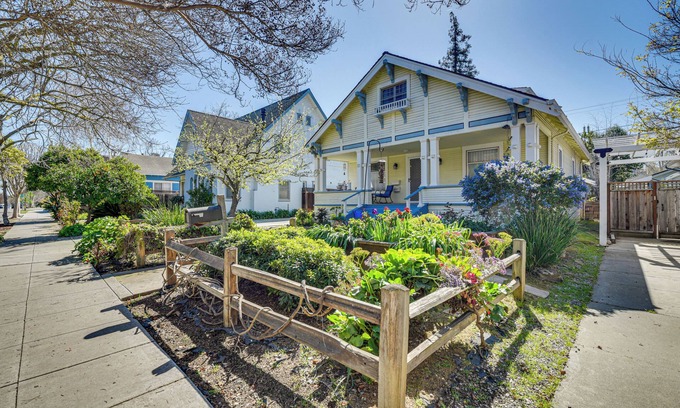 San Jose House | 6 Blocks to SJSU: Cozy Bungalow w/Deck & Koi Pond