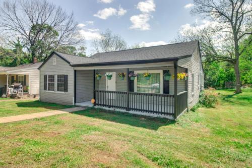 Kings Mountain House | 6 Mi to Crowders Mountain Peaceful Home with Porch