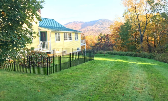 Chittenden House | 6 Minute Walk to Mountain Top Inn 4 BR, Sleeps 9-10, Pet Friendly, Views & Grill