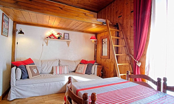 Plateau-d'Assy Ski Chalet | 6-person apartment