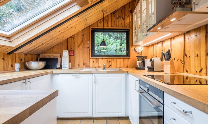 Ho House | 6 person holiday home in Blåvand