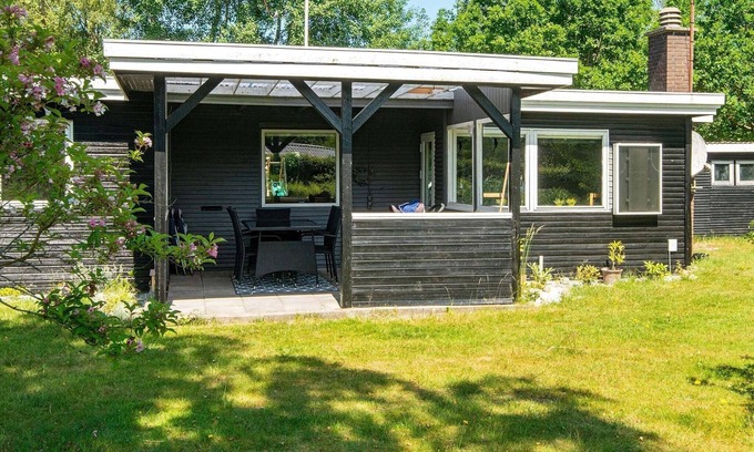Fjellerup Strand House | 6 person holiday home in Glesborg-By Traum