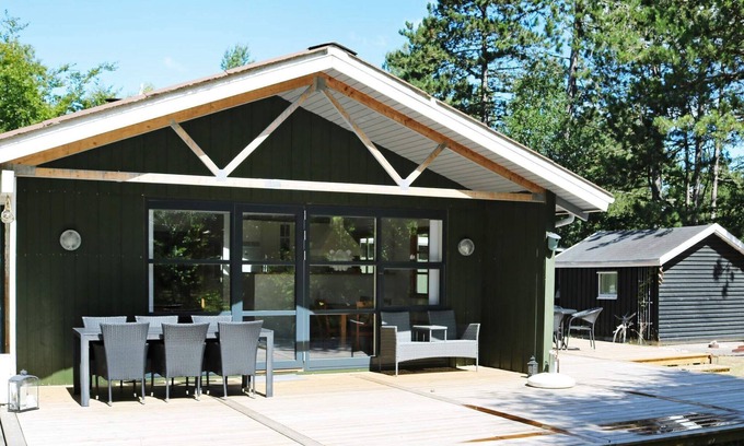 Helberskov Strand House | 6 person holiday home in Hadsund