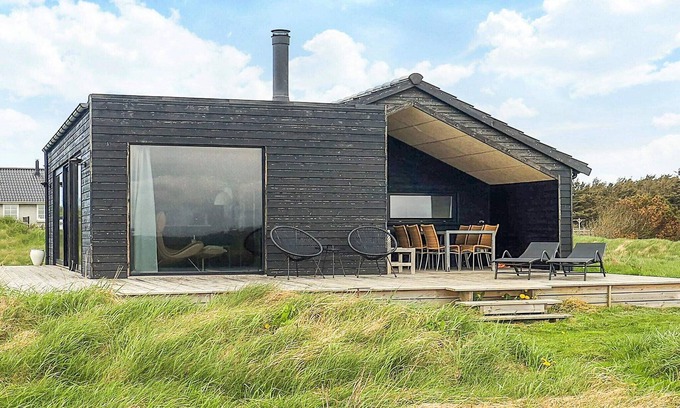 Nørre Lyngby House | 6 person holiday home in Løkken-By Traum
