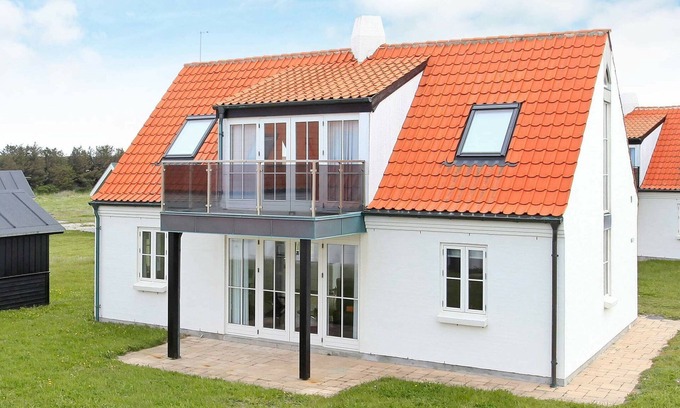 Nr. Lyngby Strand House | 6 person holiday home in Løkken-By Traum