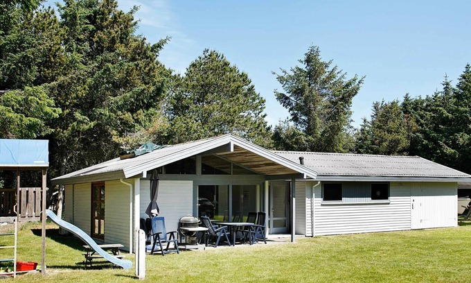 Nørre Lyngby House | 6 person holiday home in Løkken-By Traum