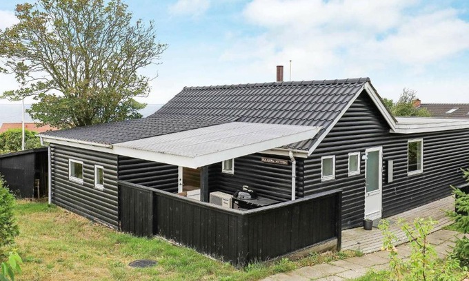 Sjaelborg House | 6 person holiday home in Esbjerg V