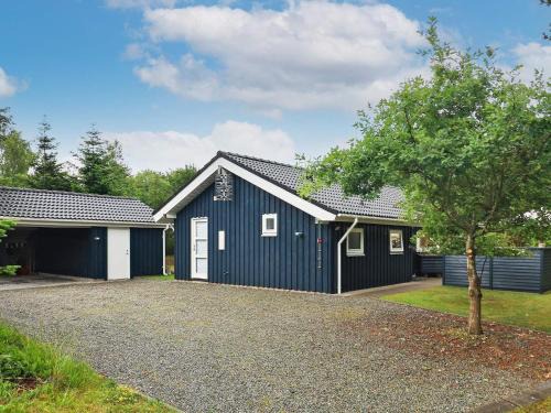 Hals House | 6 person holiday home in Hals