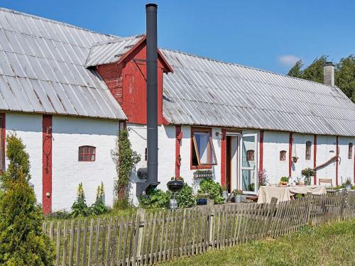 Snogebaek House | 6 person holiday home in Nexø