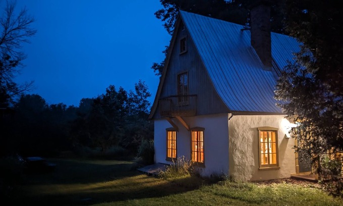 Saint-Liguori Ski Chalet | 6- Saule : Chalet de campagne au bord de l"eau