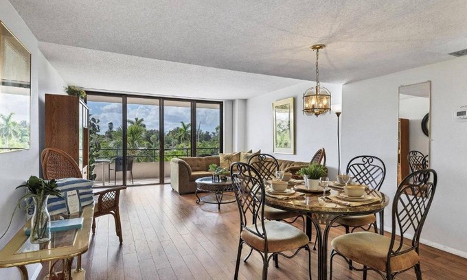 Siesta Key House | 6415 Midnight Pass #307