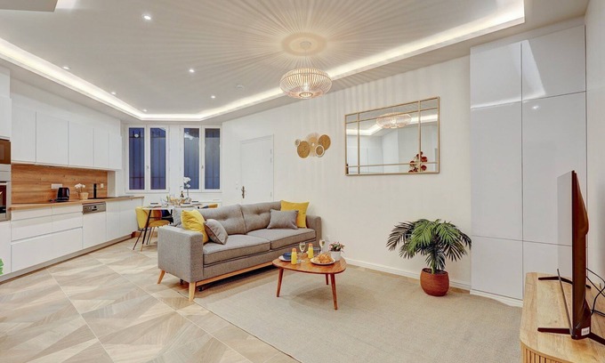 Porte-Saint-Martin Apartment | 669 Lily Turbigo - Superb apartment Paris