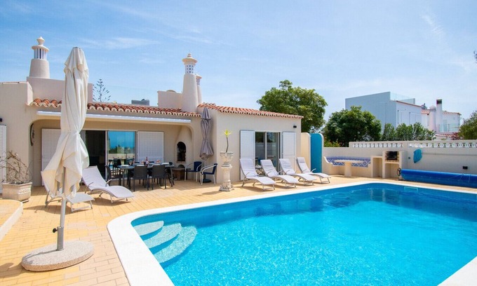 Areias Dos Moinhos Villa | 67 adm 3 bedroom villa walking distance to Carvoeiro