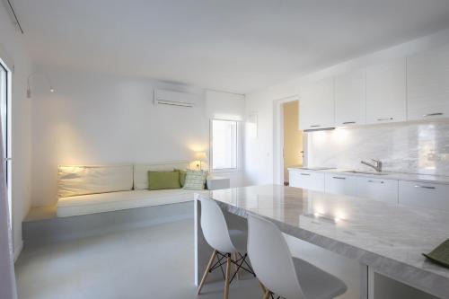 Koundouros Apartment | 67sq meters modern apartment with a swimming pool and sea view in Koundouros
