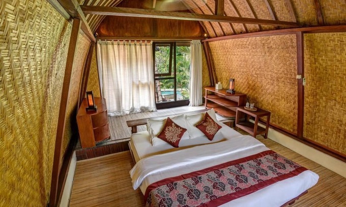Lodtunduh Villa | 6BR luxurious rooms along with a swimming pool suitable for honeymoon