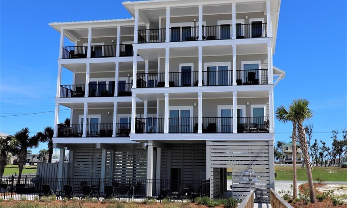 Port St. Joe House | 7/26 - 8/16 AVAIL - 5 NGT MIN! GULF FRONT 9BD/9.5BA, 3 LIVING AREAS, ELEVATOR, POOL!