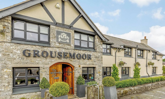 Llandegla Cottage | 7 bedroom accommodation in Llandegla, near Wrexham