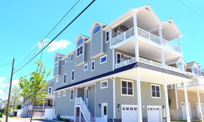 Sea Isle City Condo | 7 Bedroom Home Sleeps 18