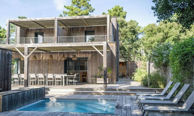 Lit-et-Mixe Villa | 7 Bedroom Villa in Lit-et-Mixe