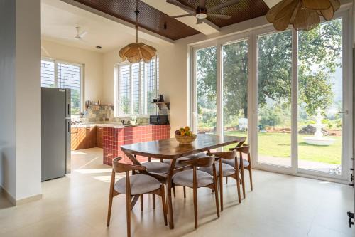 Karjat Villa | 7 Farms 6bhk Luxury Villa with Pool Karjat