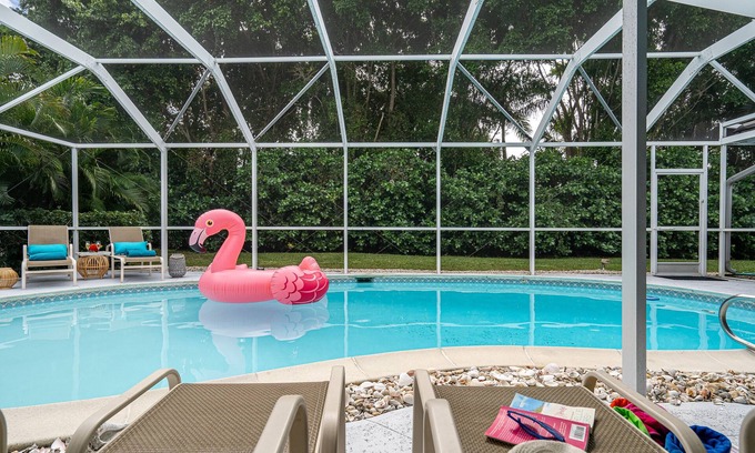 Marco Island House | 7 min Beach Walk 🏖 Pool 88° Arcade 🎮 Pool Table 🎱 8 bikes 🚴 Selfie Wall🤳