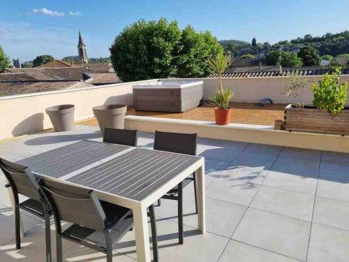 Saint-Martin-d'Ardeche Apartment | 70 m² Apartment ∙ 2 bedrooms ∙ 4 guests