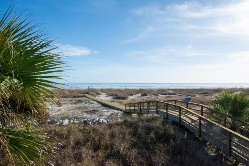 Saint Helena Island House | 711 Yellow Perch Rd