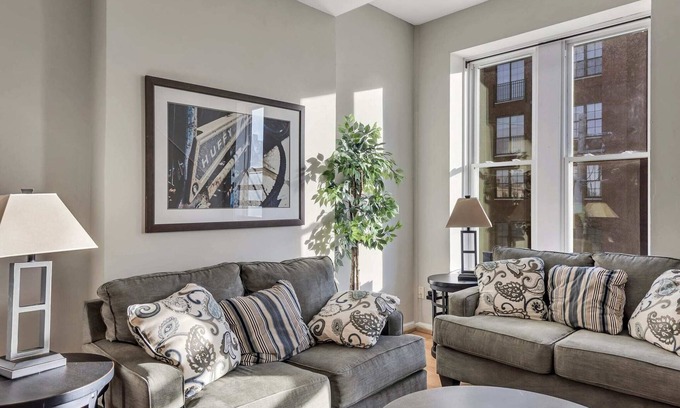 Soulard House | 715a - Settle into Soulard! 4 beds 2 full baths