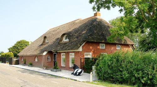 Kollumerpomp Bed & Breakfast | 75 m² Bed and breakfast ∙ 2 bedrooms ∙ 4 guests