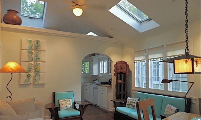 Union Pier Cottage | 75 Paces to Beach Stairs! Walk to Whistle Stop Deli/Bakery and Roadhouse Diner