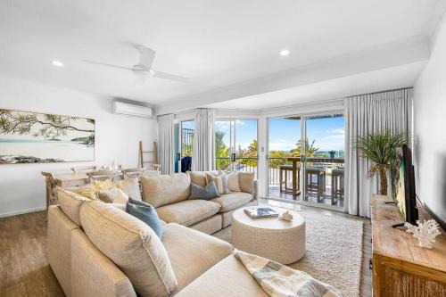Sunshine Beach Apartment | 8 Andari, Sunshine Beach Luxury Beside the Beach