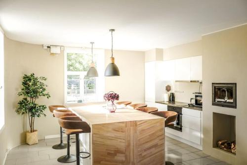 Trondheim Apartment | 8 Bed spaces and high standard with parking included