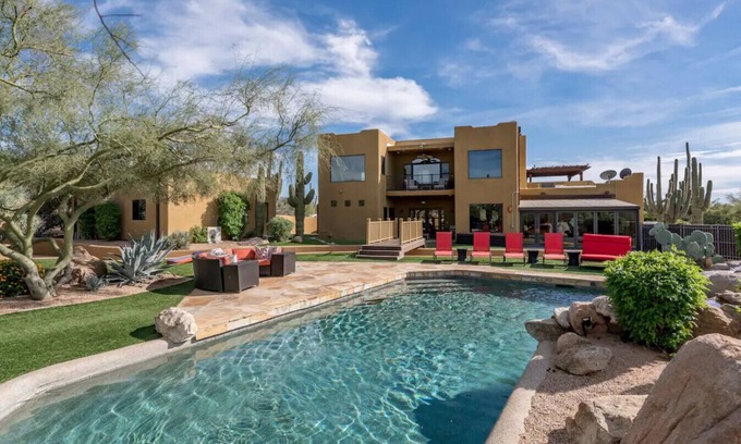 North Scottsdale House | 8 Bedroom | Game Room | Gym | Spa | Heated Pool