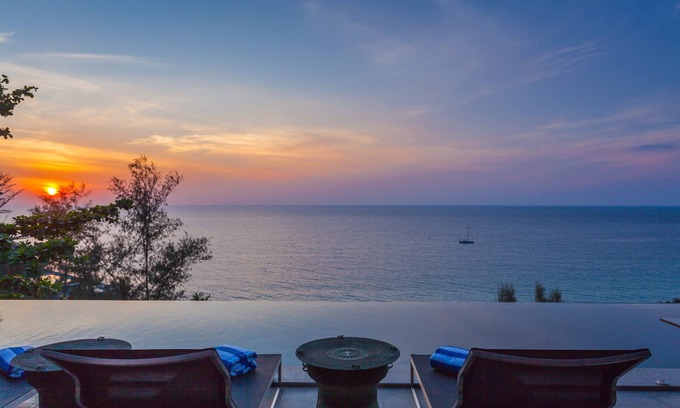 Cherngtalay Villa | 8 bedroom Ocean View villa