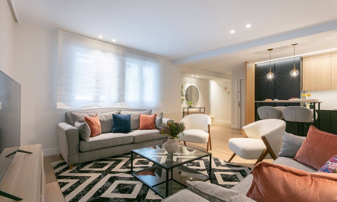 Justicia Apartment | 8 Pax Más céntrico imposible (Fuencarral I)