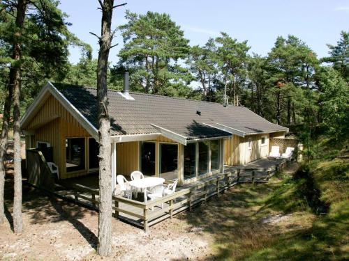 Spidsegard House | 8 person holiday home in Nexø-By Traum