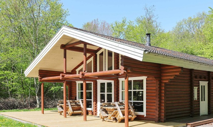 Helberskov Strand House | 8 person holiday home in Hadsund