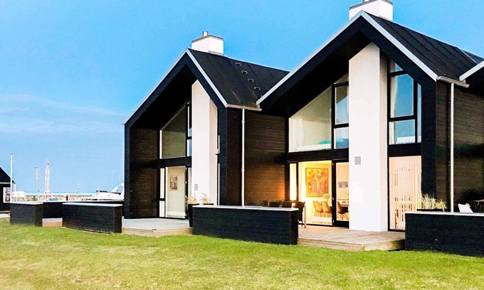 Oster Hurup House | 8 person holiday home in Hadsund-By Traum