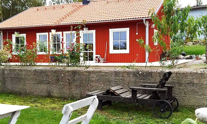 Adelso House | 8 person holiday home in ADELSÖ