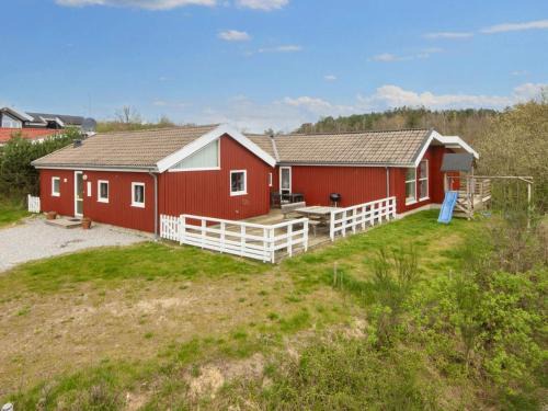 Lyngsbæk Strand House | 8 person holiday home in Ebeltoft-By Traum