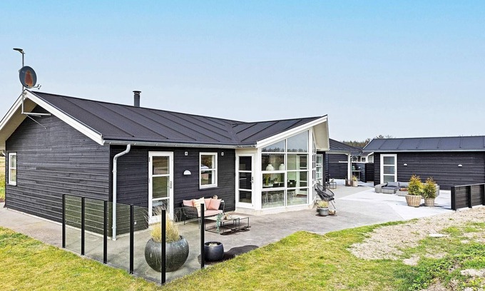Lokken House | 8 person holiday home in Løkken-By Traum