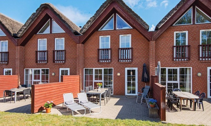 Kongsmark House | 8 person holiday home in Rømø-By Traum